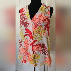Vince Camuto blouse size small.